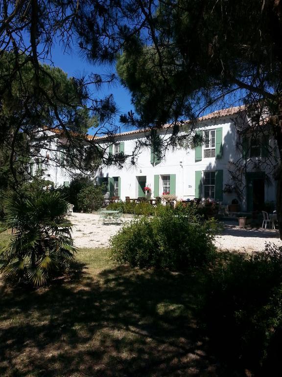 Hotel Manade Cavallini - Mas De Pioch Saintes-Maries-de-La-Mer Exterior foto